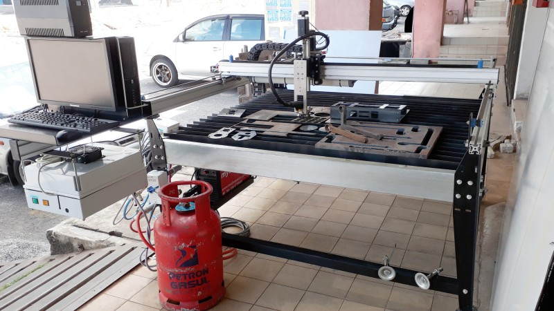 MYCUT Plasma Cutting Machine