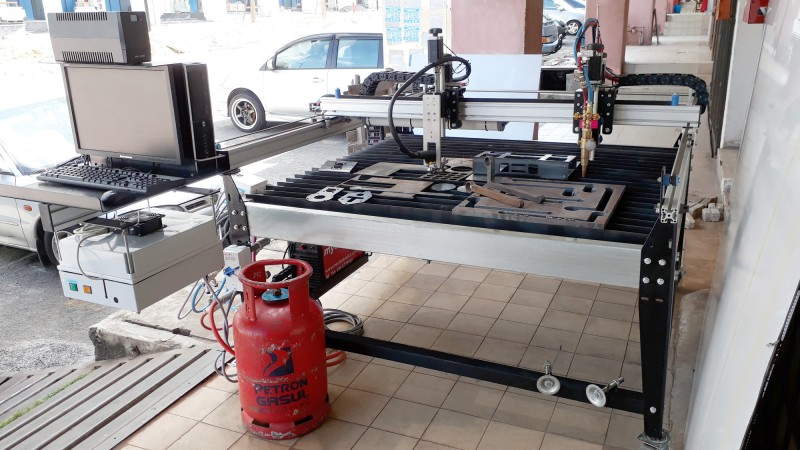 MYCUT Oxy/Gas & Plasma Cutting Machine